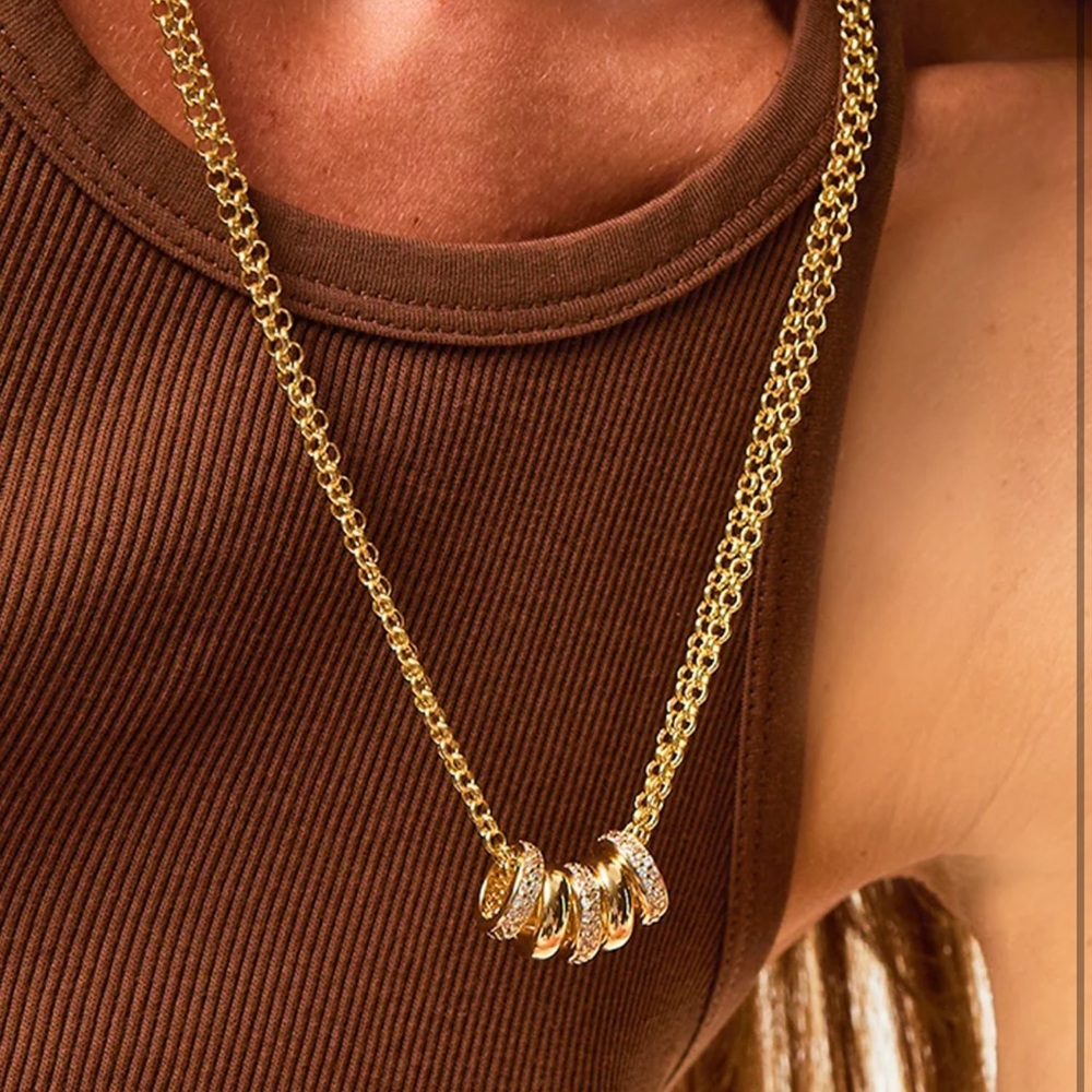 Roxanne Assoulin The Pavé Slider Necklace Gold